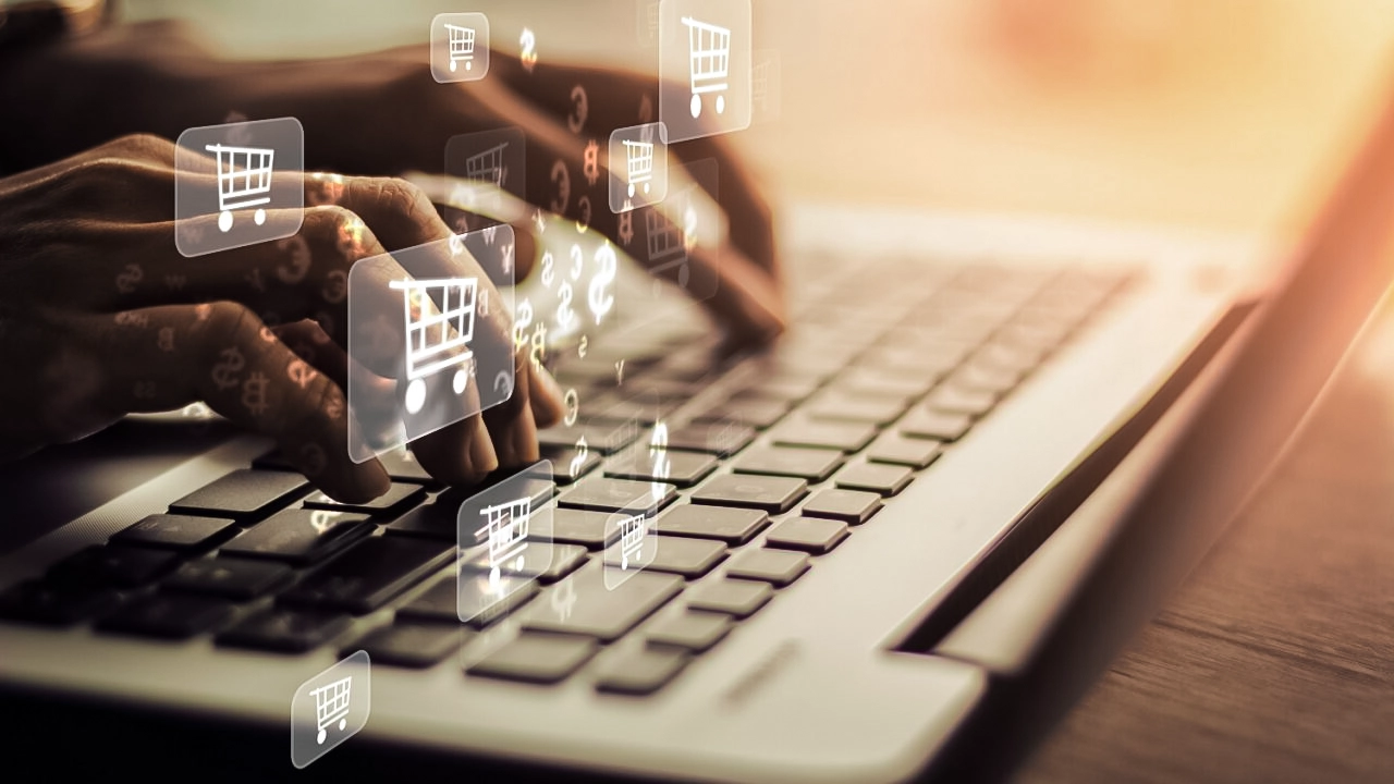 imagem representa a gestão de compras em um notebook.